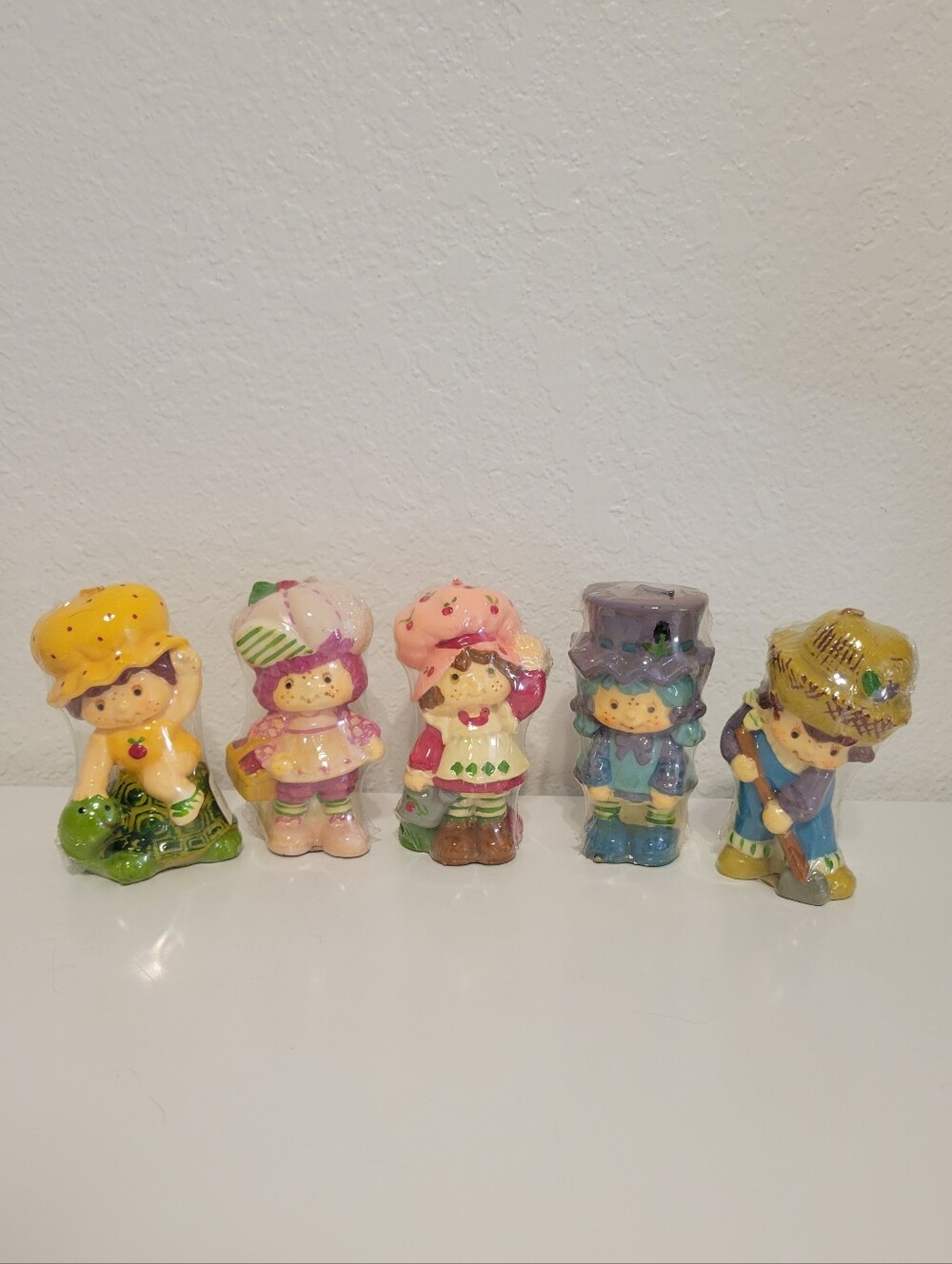 Vintage 80s Strawberry Shortcake Candle Lot of 5 American Greetings NOS Sealed